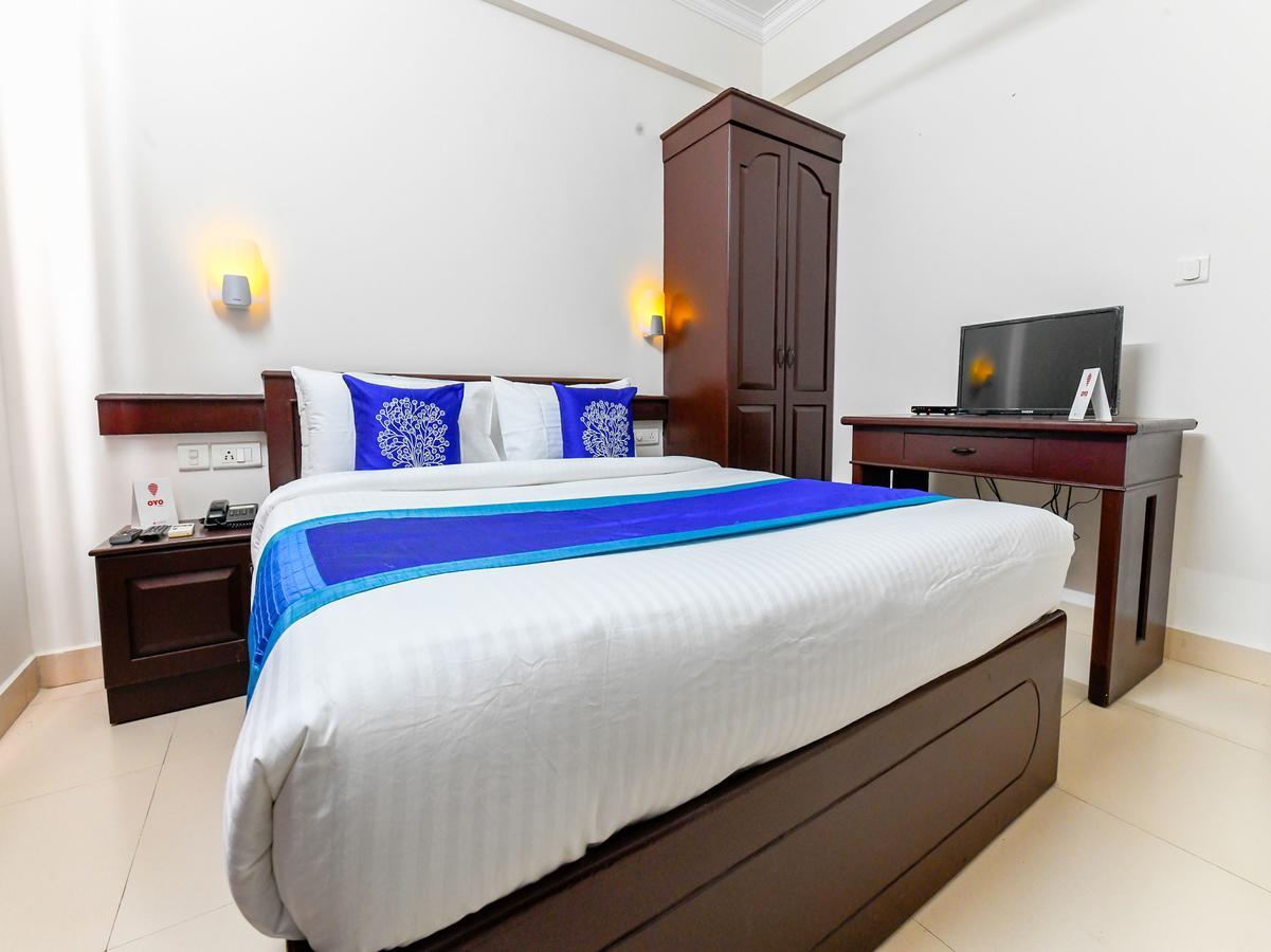 Oyo 11309 Hotel Green Land Residency Kochi 외부 사진