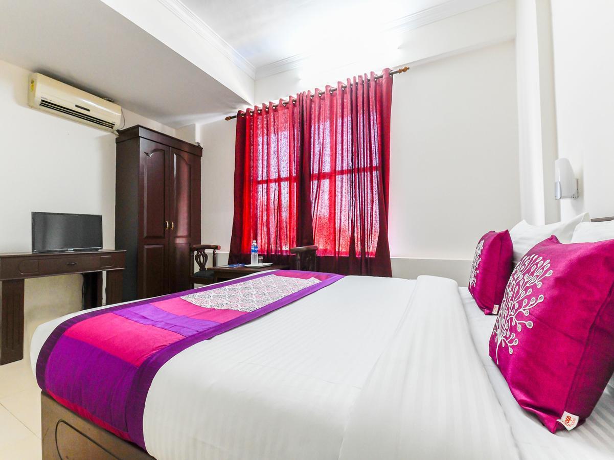 Oyo 11309 Hotel Green Land Residency Kochi 외부 사진